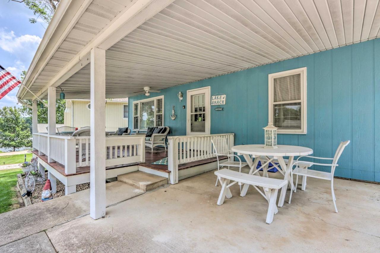 Cheerful Camdenton Cottage Steps To Lake! Luaran gambar